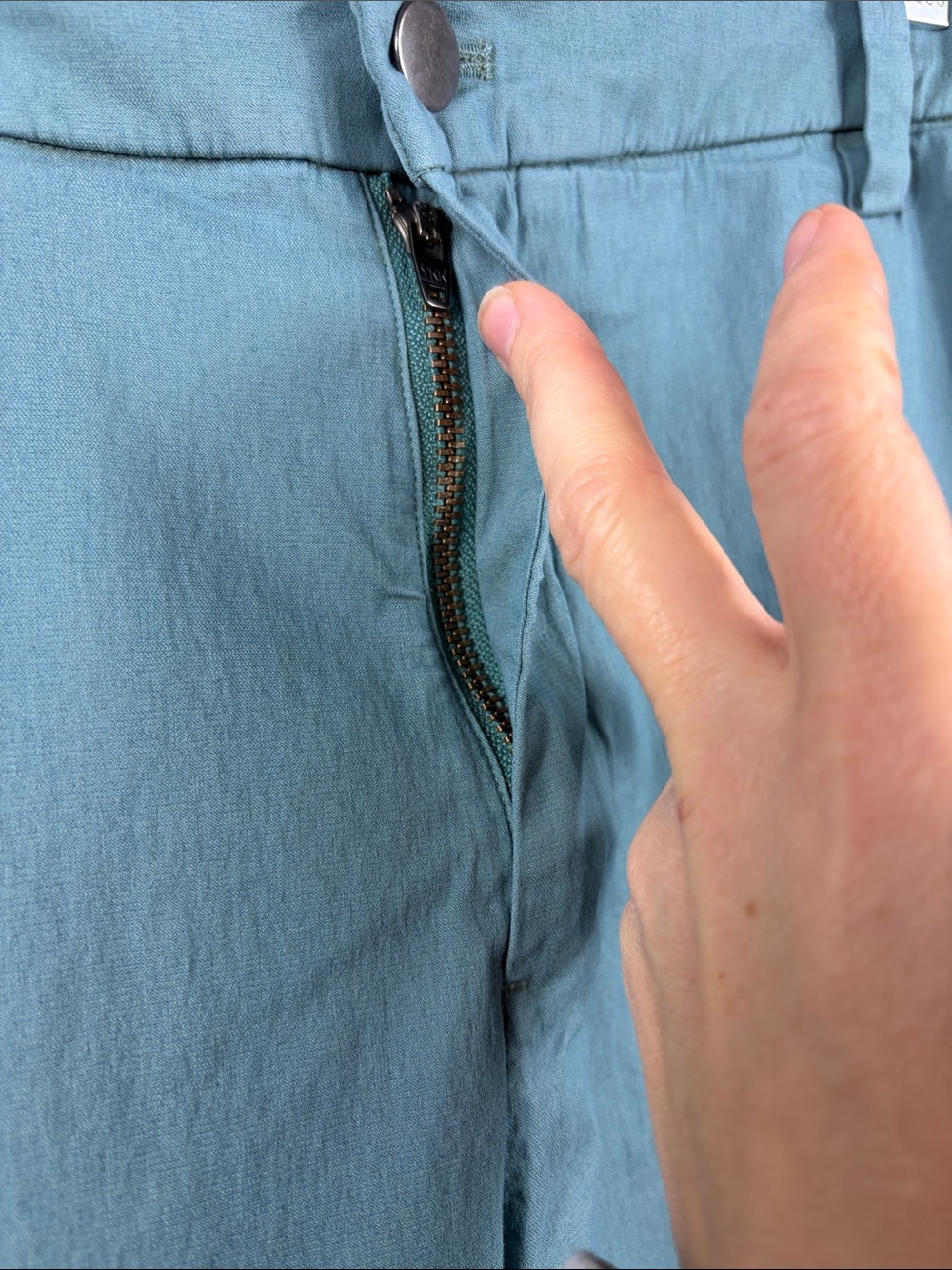 Lululemon Commission‎ Short 7" *Dye
In Washed Aquatic Green. - Picture 5 of 10